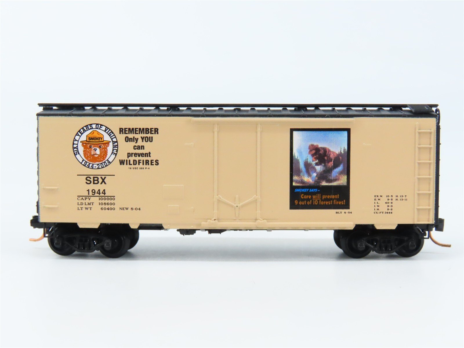N Scale Micro-Trains 21480 SBX Smokey Bear 40' Plug Door Box Car 1944 RTR