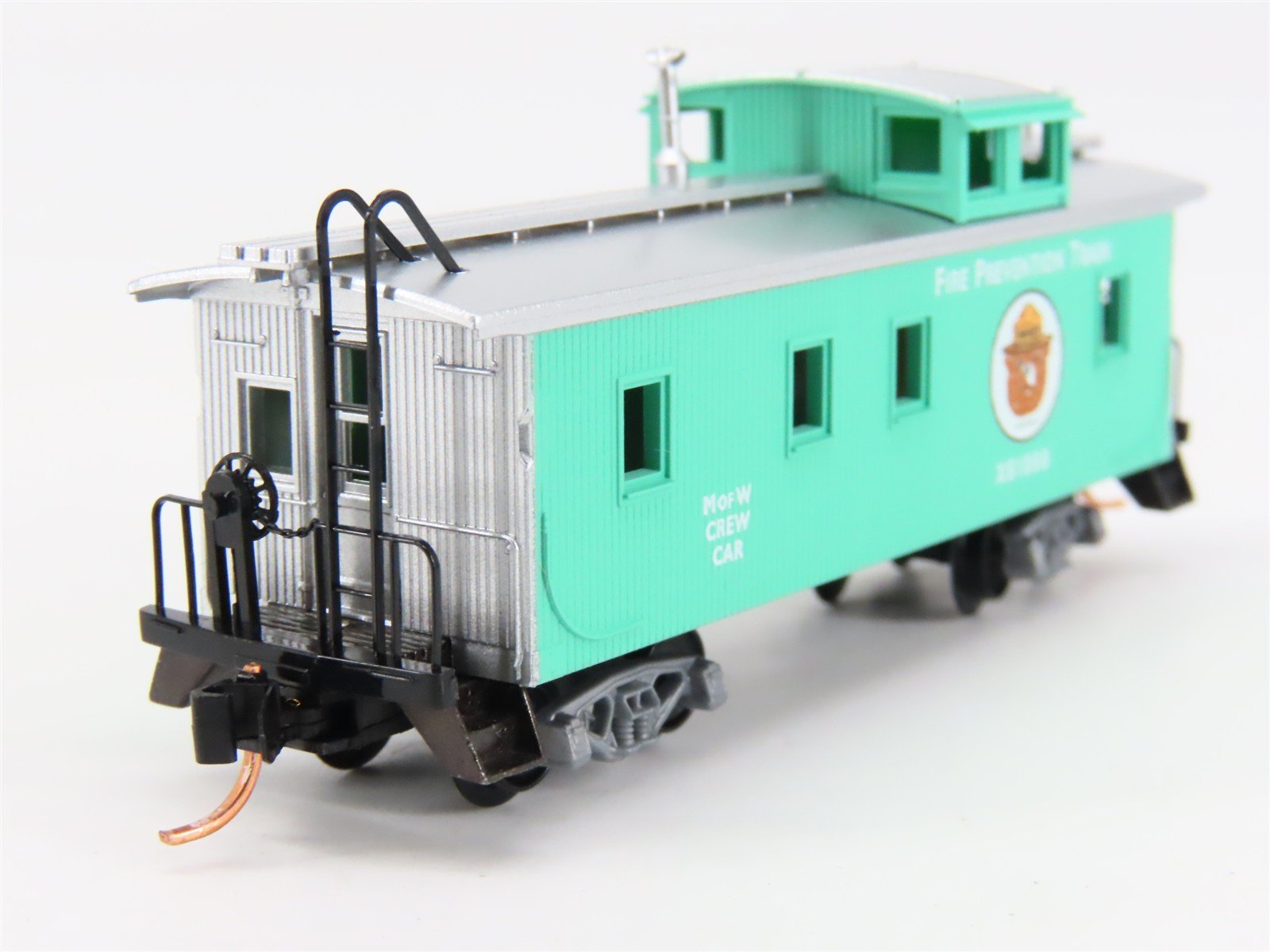 N Scale Micro-Trains 51210 Smokey Bear 34' Wood Sheathed Caboose X51898 RTR