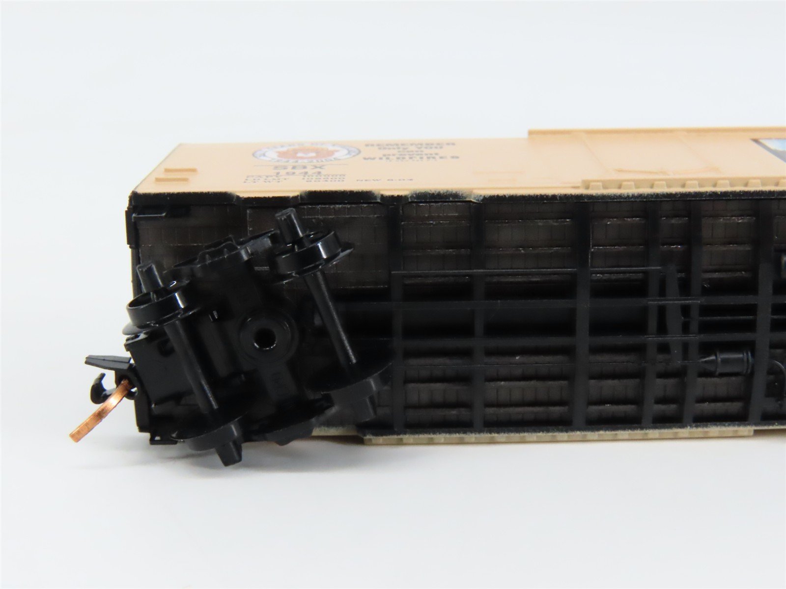N Scale Micro-Trains 21480 SBX Smokey Bear 40' Box Car 1944 RTR
