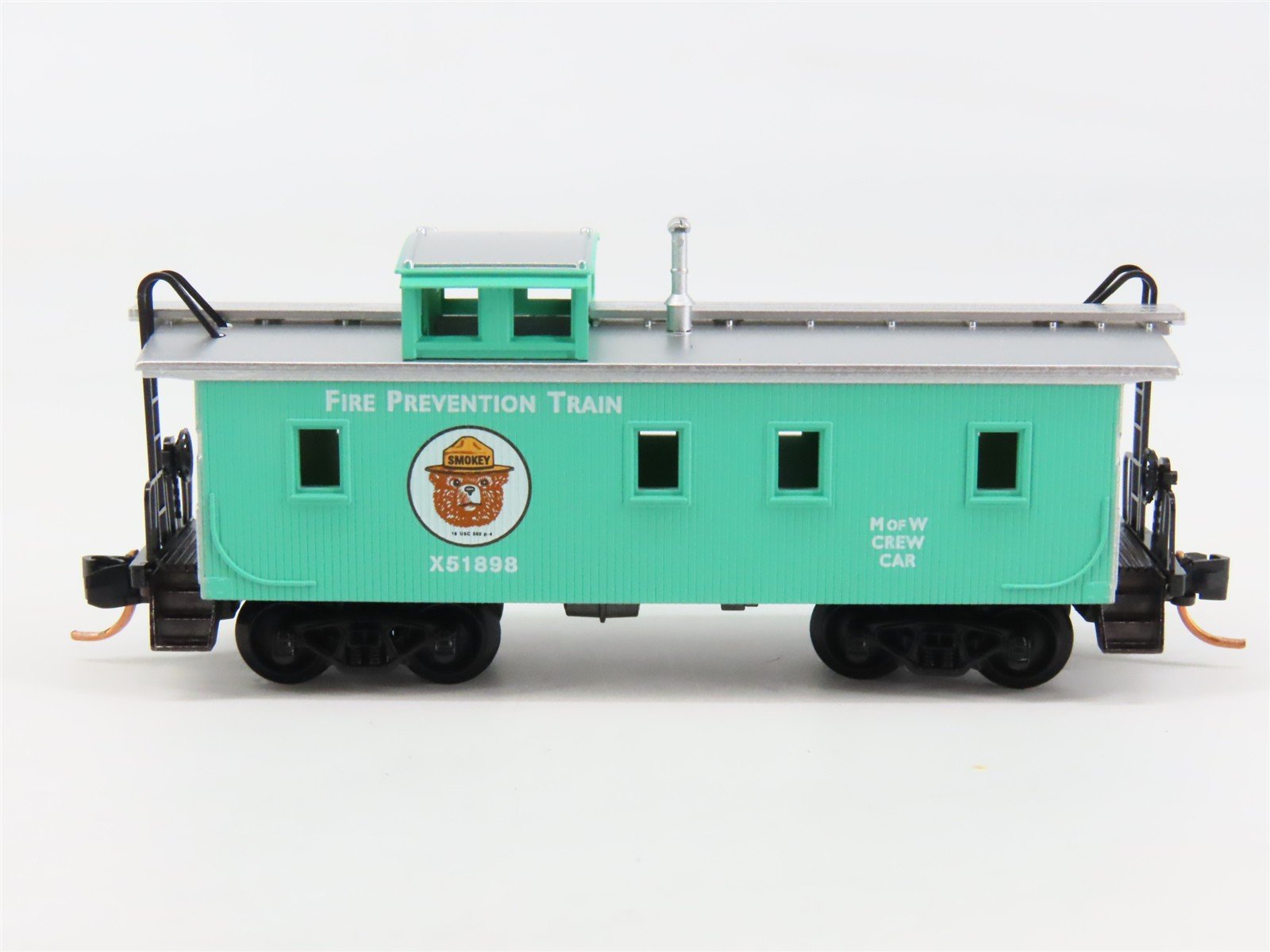 N Scale Micro-Trains 51210 USFS Smokey Bear 34' Wood-Sheathed Caboose X51898 RTR