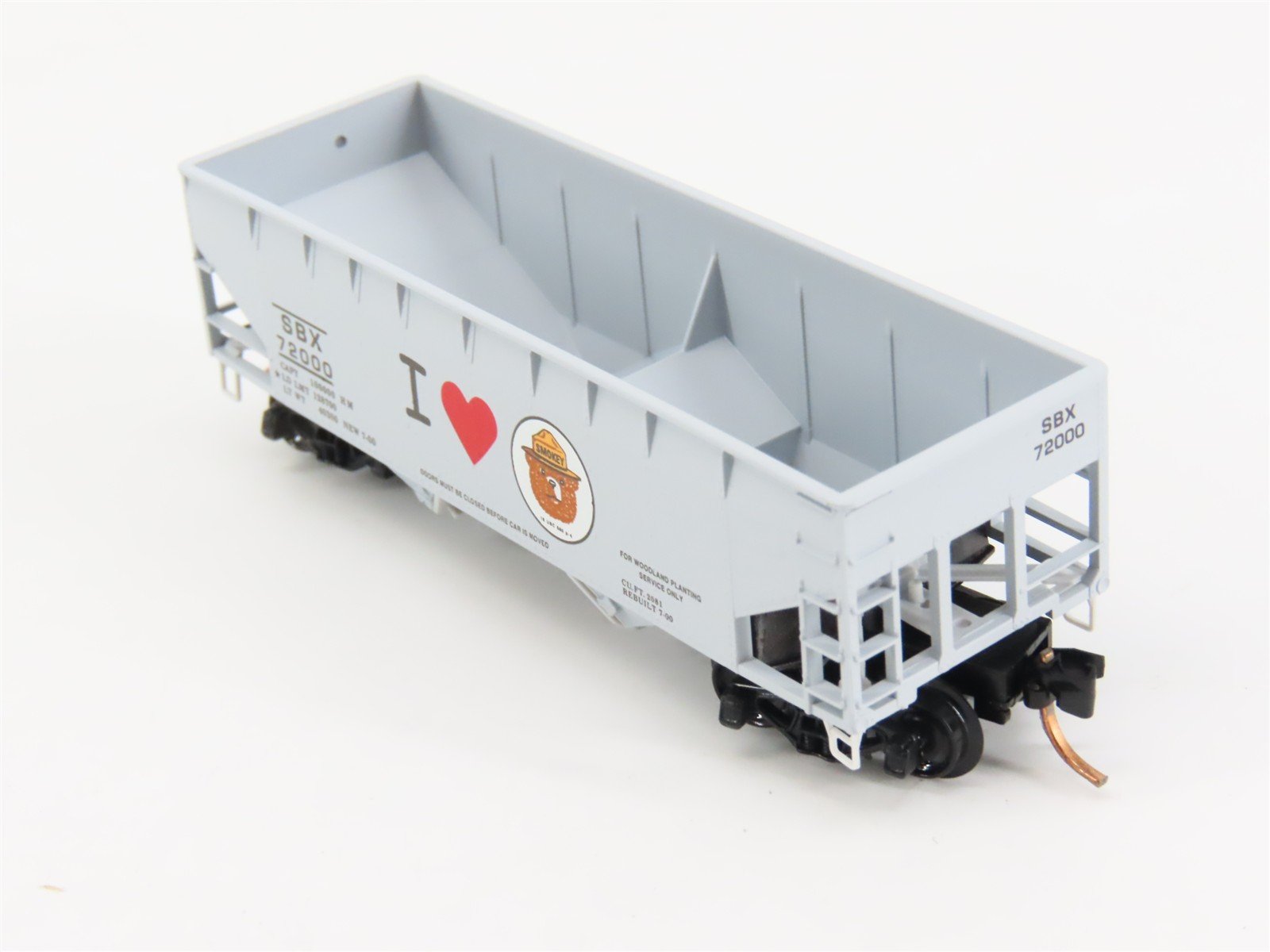 N Scale Micro-Trains 55450 SBX Smokey Bear 33' 2-Bay Hopper 72000 RTR