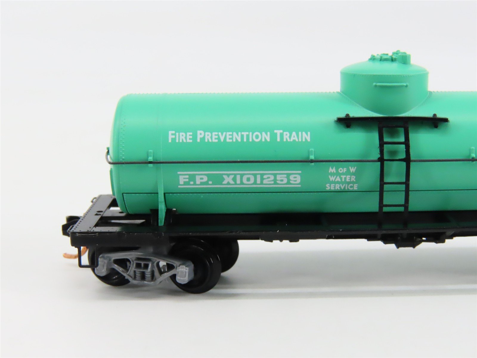 N Scale Micro-Trains MTL 65540 MOW Smokey Bear 39' Single Dome Tank Car #X101259