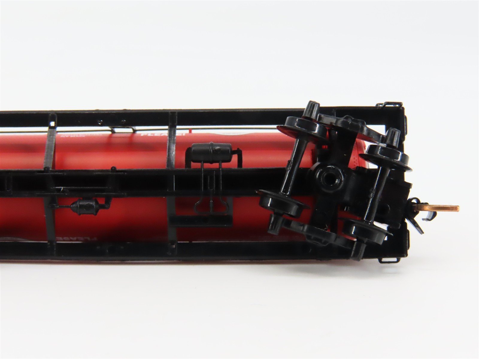 N Scale Micro-Trains 65460 SBX Smokey Bear 39' Single Dome Tank Car 42000 RTR