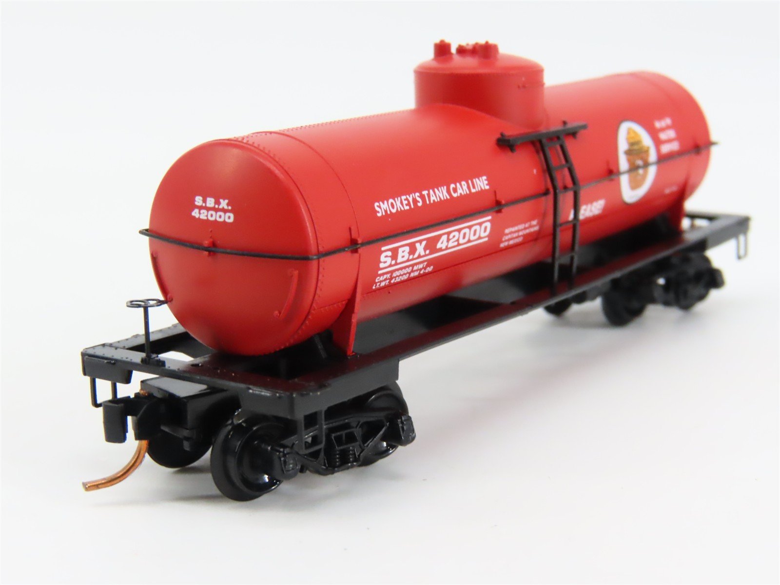 N Scale Micro-Trains 65460 SBX Smokey Bear 39' Single Dome Tank Car 42000 RTR