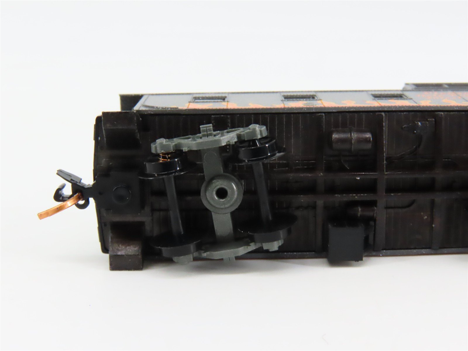 N Scale Micro-Trains 10000260 36' Offset Cupola Caboose RTR