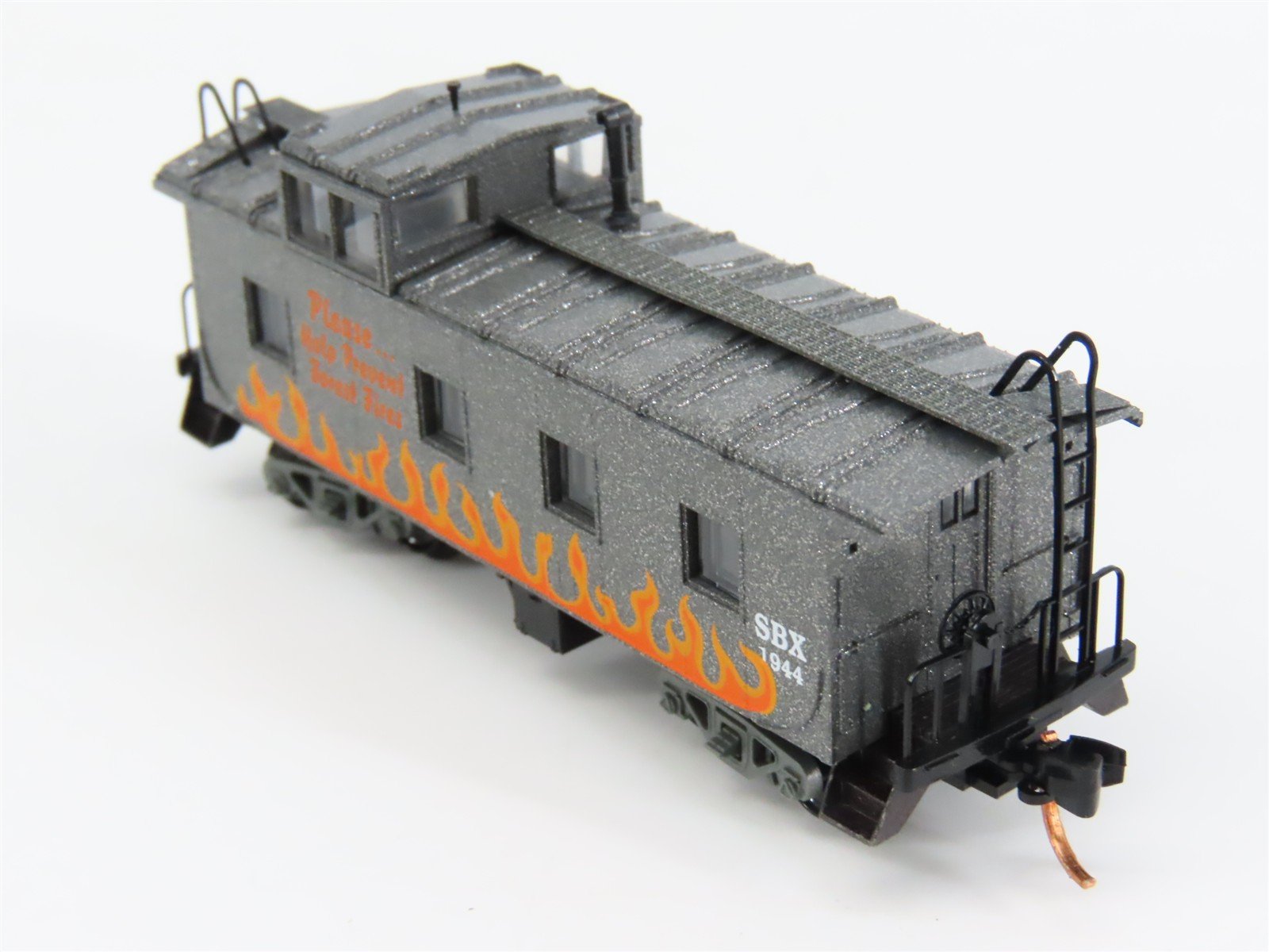 N Scale Micro-Trains 10000260 36' Offset Cupola Caboose RTR