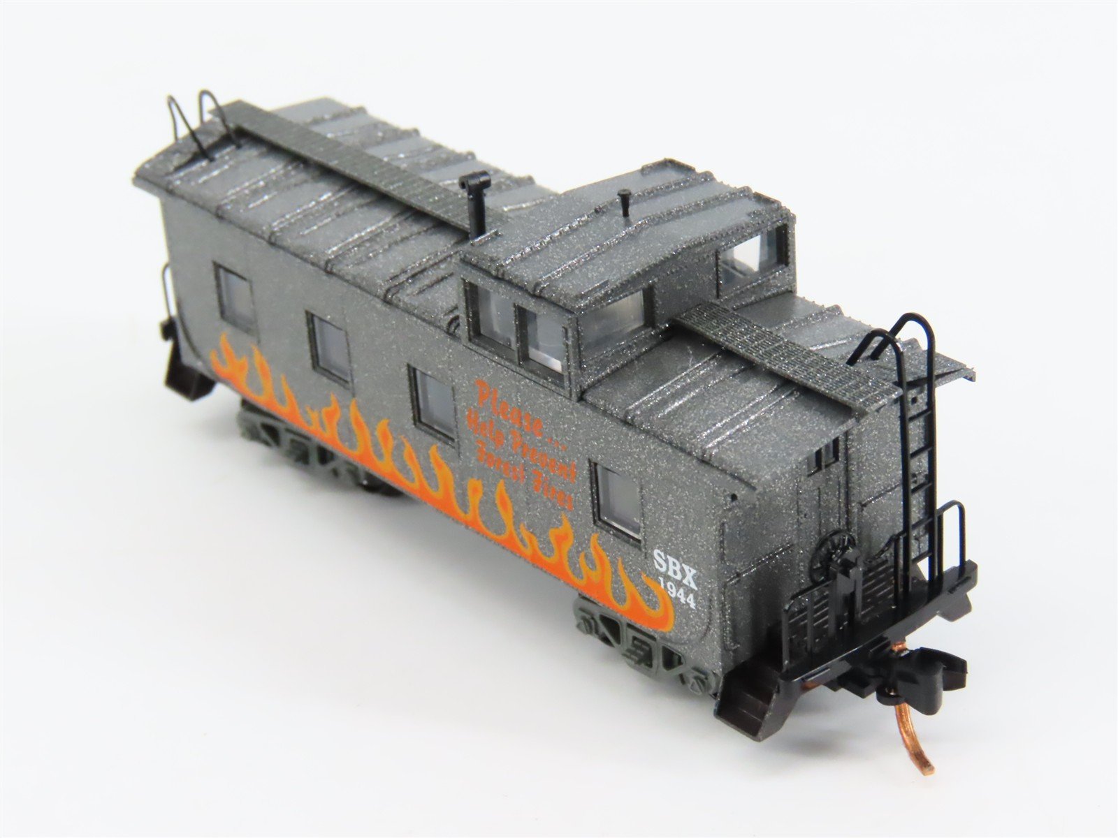 N Scale Micro-Trains 10000260 36' Offset Cupola Caboose RTR