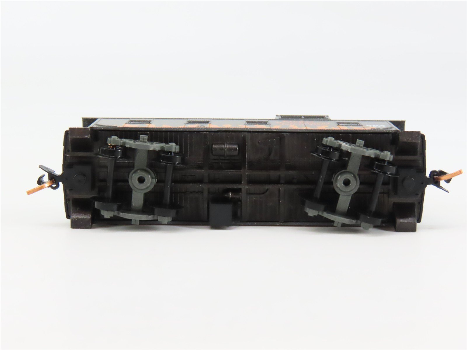 N Scale Micro-Trains 10000260 36' Offset Cupola Caboose RTR
