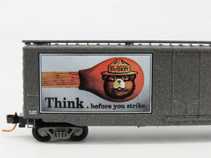 N Scale Micro-Trains 03200405 SBX Smokey Bear 50' Plug Door Box Car 1983 A RTR
