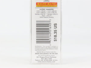 N Scale Micro-Trains 03200405 SBX Smokey Bear 50' Plug Door Box Car 1983 A RTR