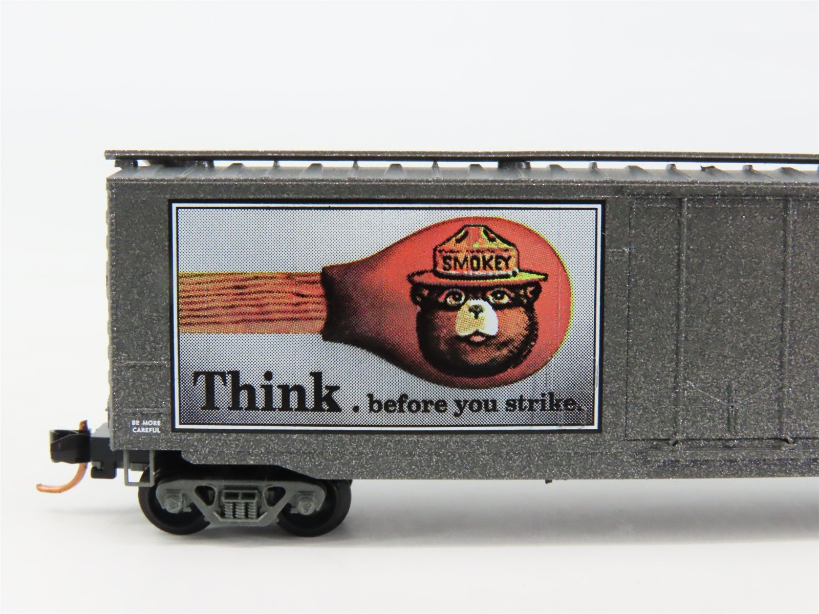 N Scale Micro-Trains 03200405 Smokey Bear Forest Fire Prevention 50' Box Car RTR