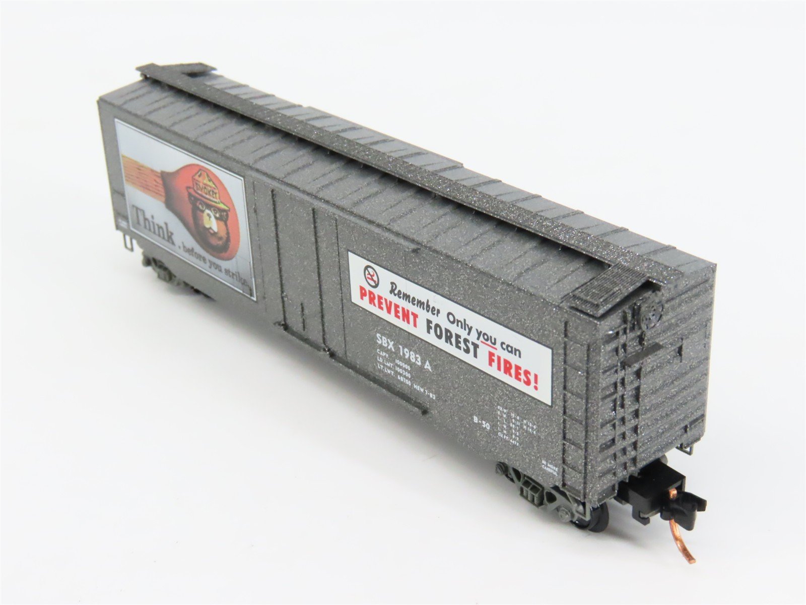 N Scale Micro-Trains 03200405 Smokey Bear Forest Fire Prevention 50' Box Car RTR