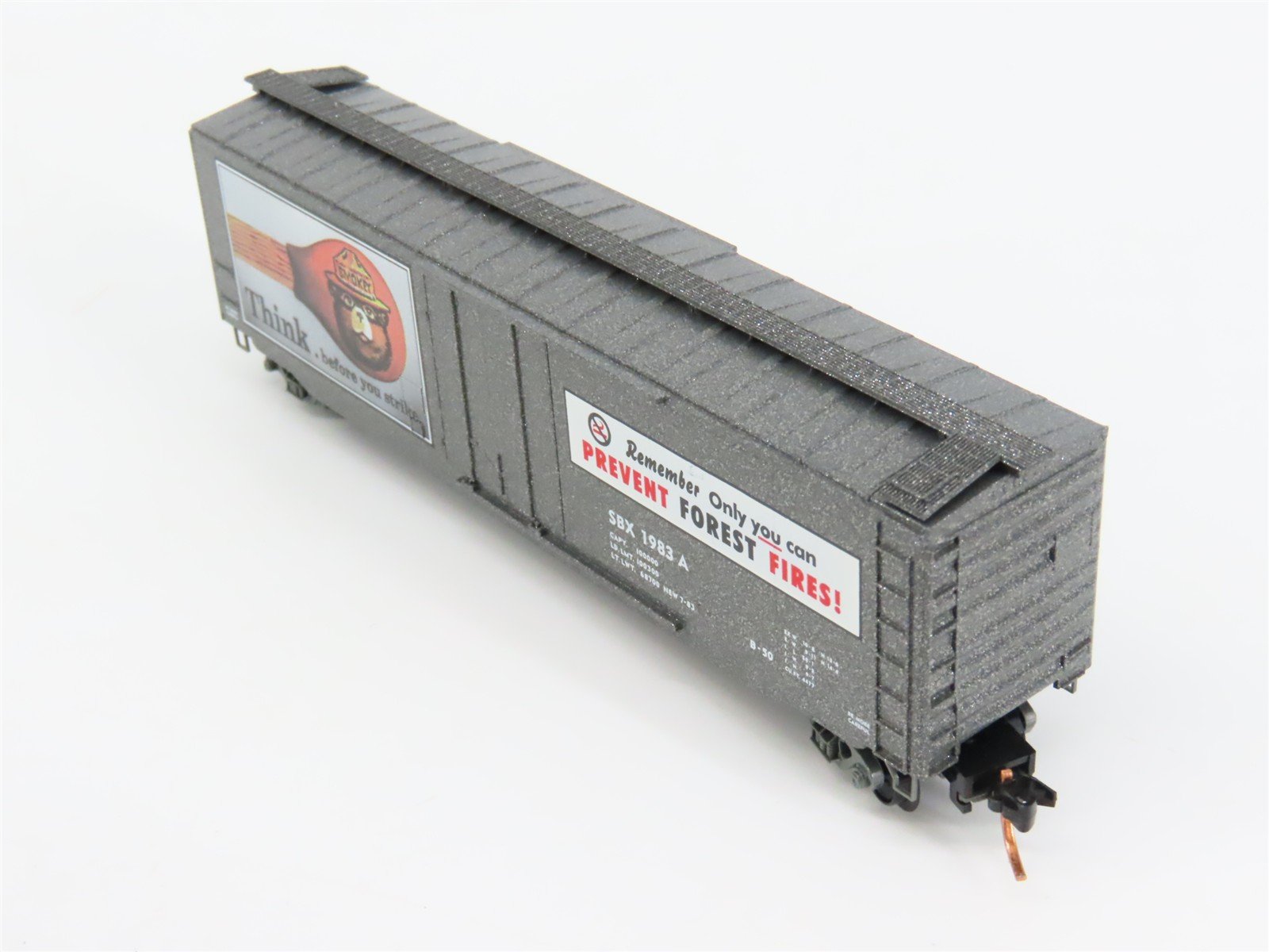 N Scale Micro-Trains 03200405 Smokey Bear Forest Fire Prevention 50' Box Car RTR
