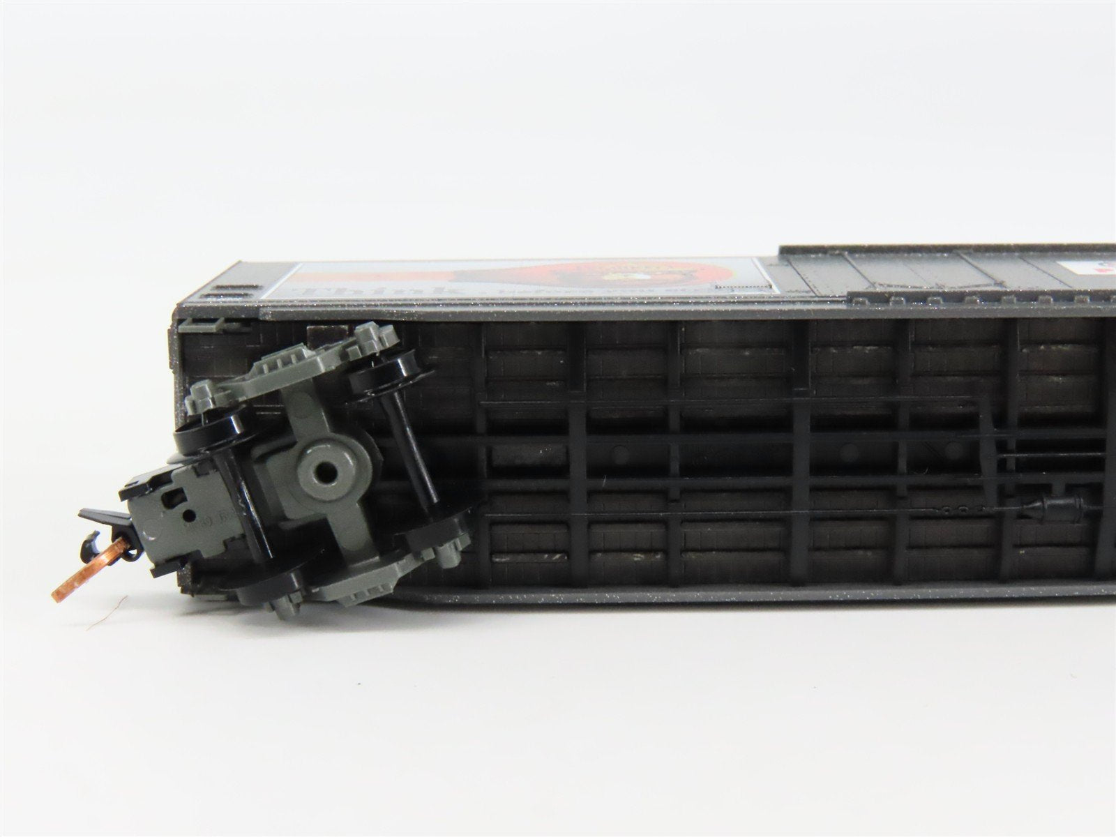 N Scale Micro-Trains 03200405 Smokey Bear Forest Fire Prevention 50' Box Car RTR