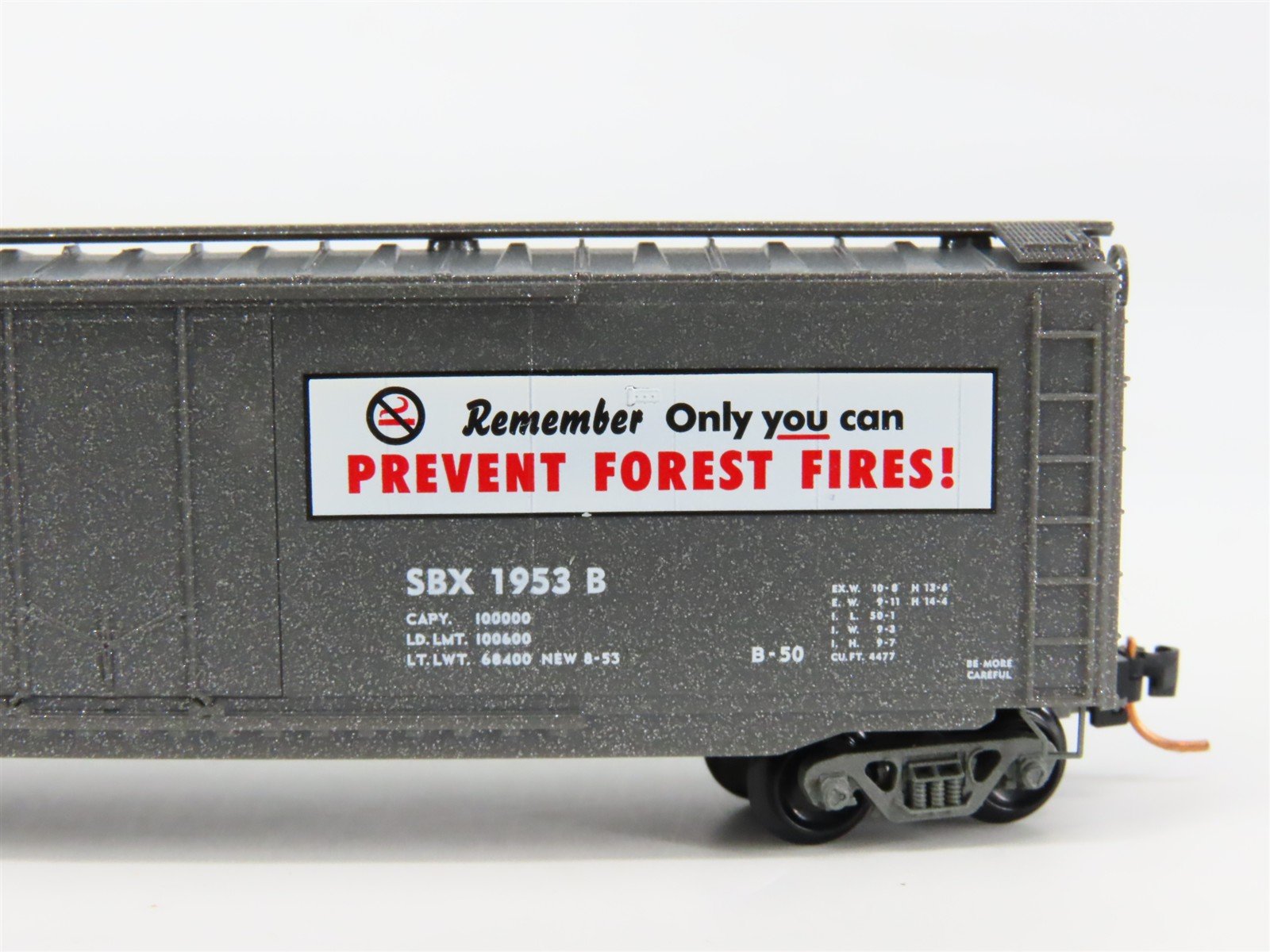 N Scale Micro-Trains 03200403 SBX Smokey Bear 50' Box Car 1953 B RTR