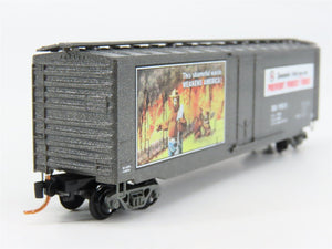 N Scale Micro-Trains 03200403 SBX Smokey Bear 50' Plug Door Box Car 1953 B RTR