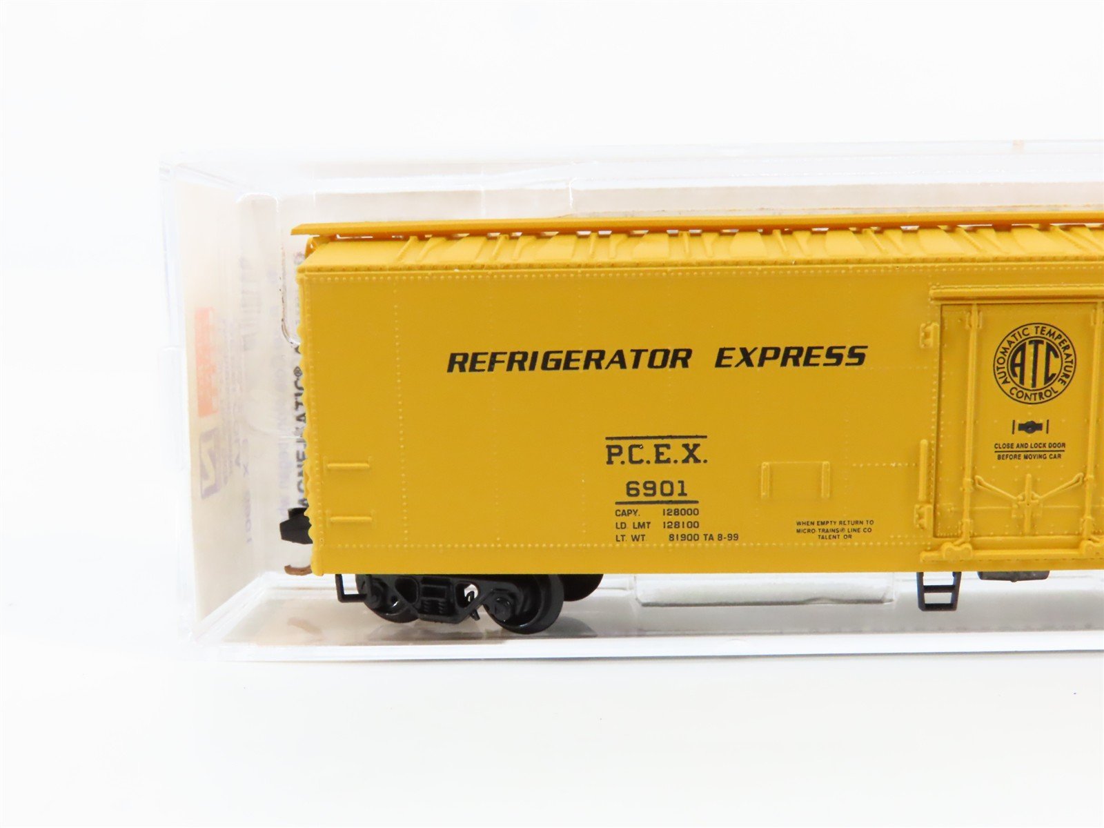 N Scale Micro-Trains 69090 PCEX Pepsi-Cola 51' Mechanical Reefer 6901 RTR