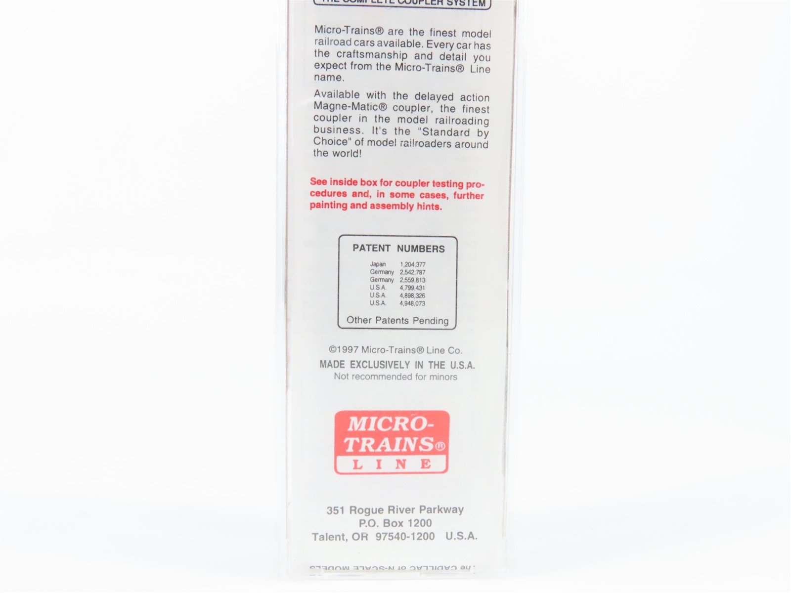 N Scale Micro-Trains 76010 CN Canadian National 50' Box Car 550235 RTR