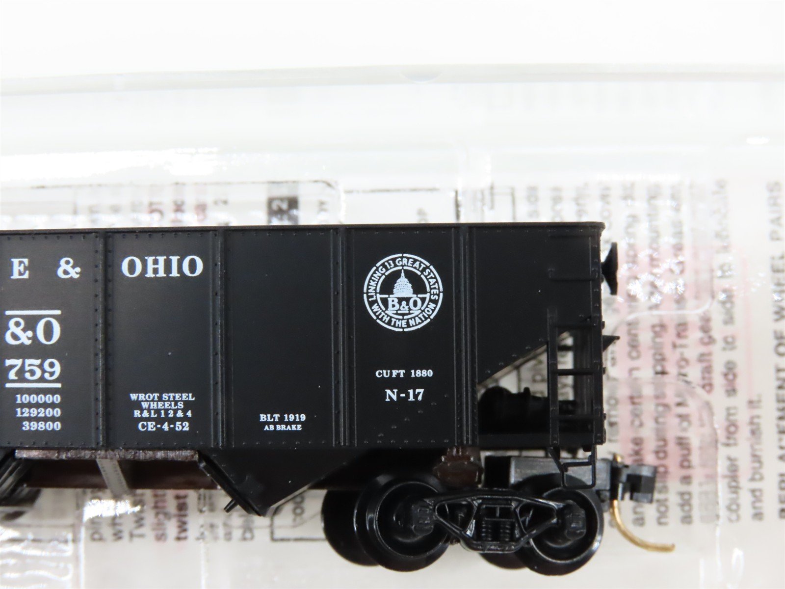 N Scale Micro-Trains 56310 B&O Baltimore & Ohio 33' 2-Bay Hopper 324759 RTR