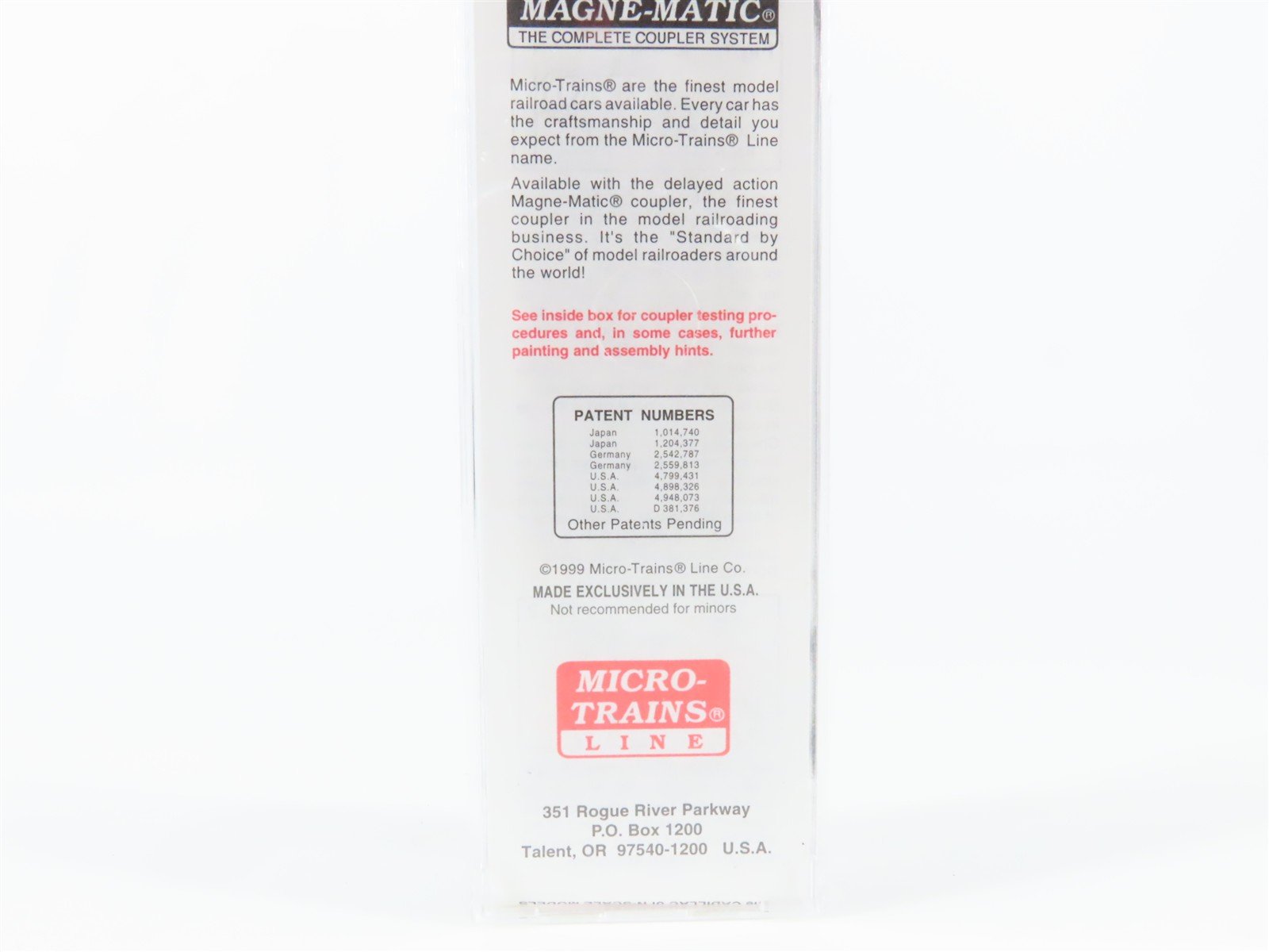 N Scale Micro-Trains 77040 USN United States Navy 50' Box Car 61-05146 RTR