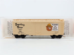 N Scale Micro-Trains 21260 SBX Smokey Bear 40' Plug Door Box Car 1999 RTR