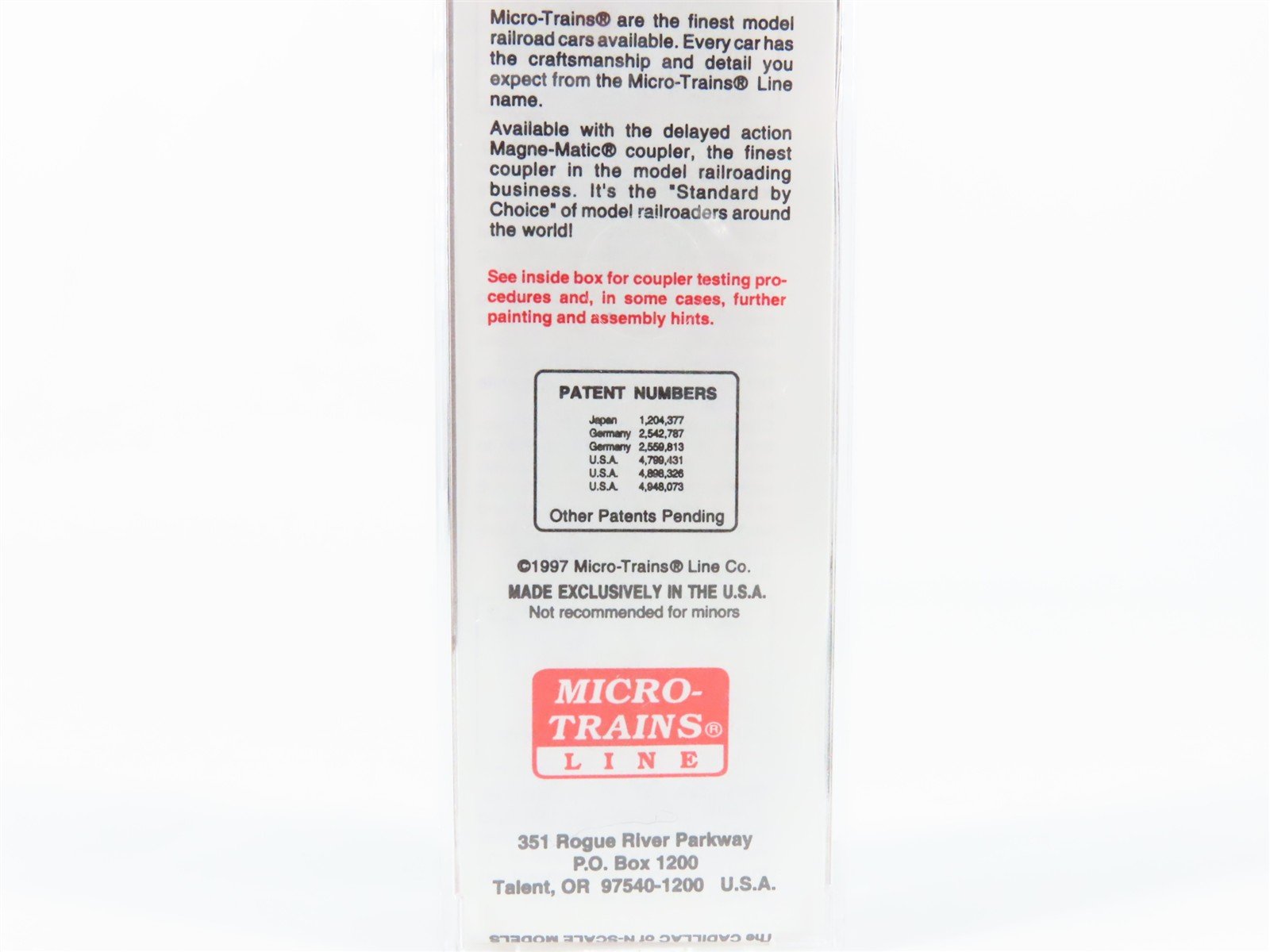 N Scale Micro-Trains 31060 NP Northern Pacific 50' Box Car 31430 RTR
