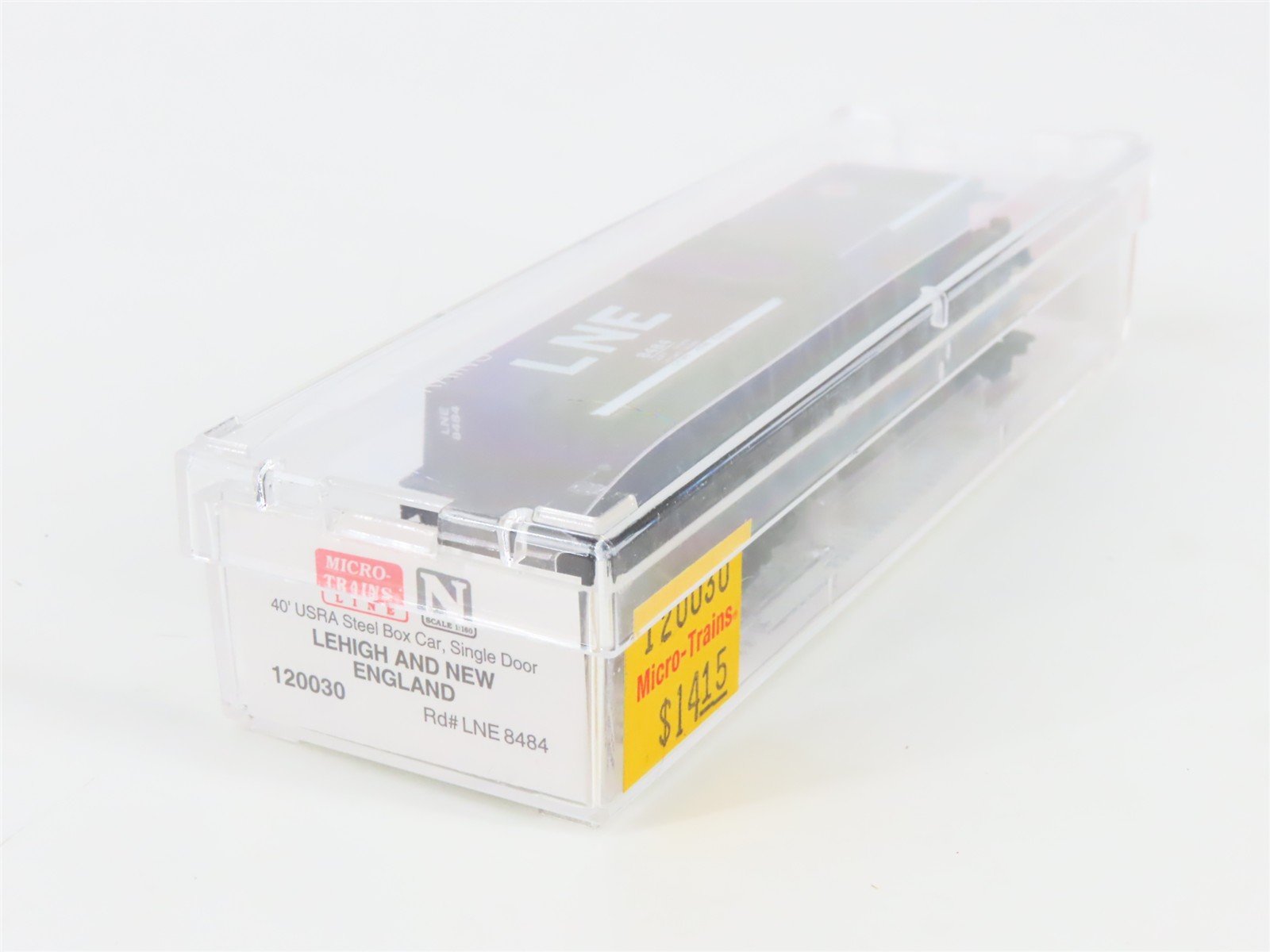 N Scale Micro-Trains 120030 LNE Lehigh and New England 40' Box Car 8484 RTR