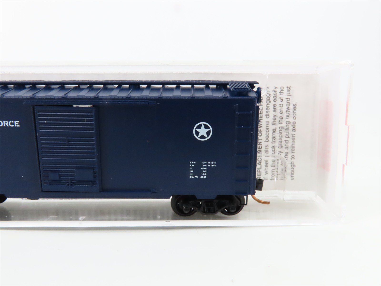 N Scale Micro-Trains 20446 DAFX United States Air Force 40' Box Car 26475 RTR
