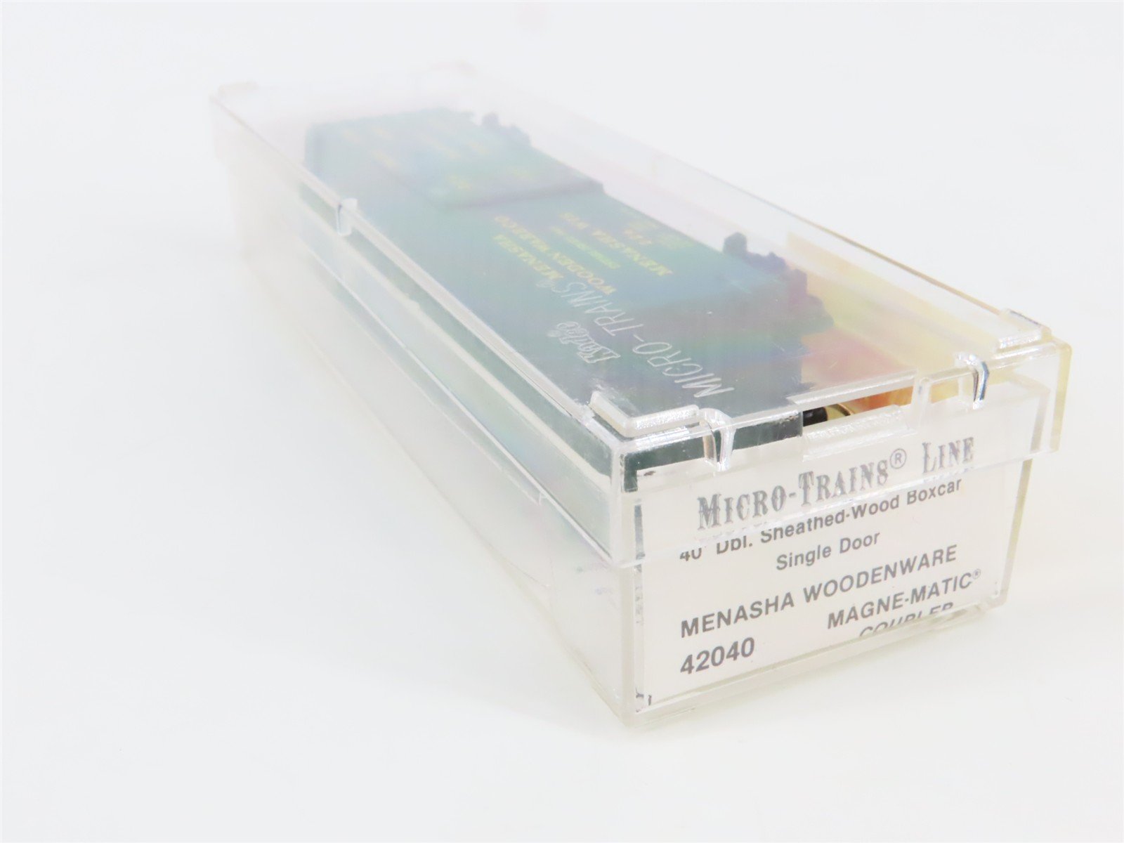 N Scale Micro-Trains 42040 Menasha Woodenware Co 40' Box Car 224 RTR