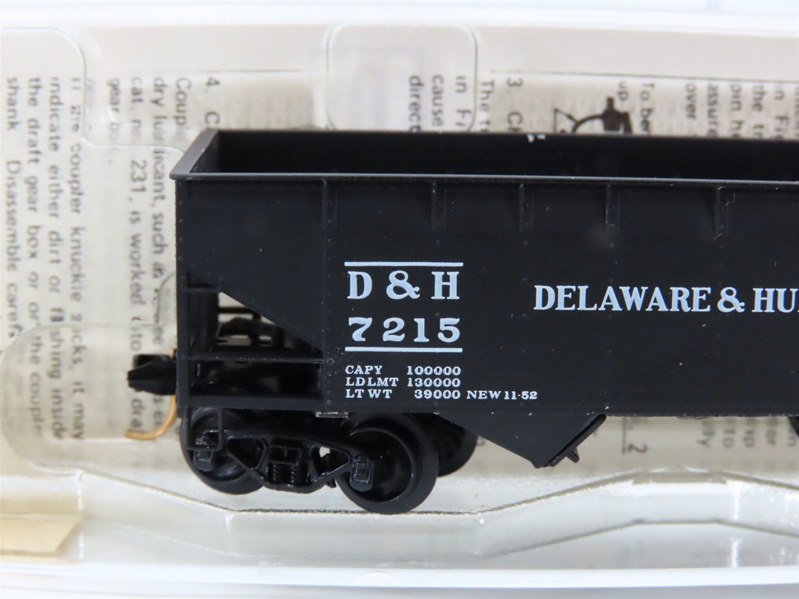 N Scale Micro-Trains 55170 D&H Delaware & Hudson 33' 2-Bay Hopper 7215 RTR