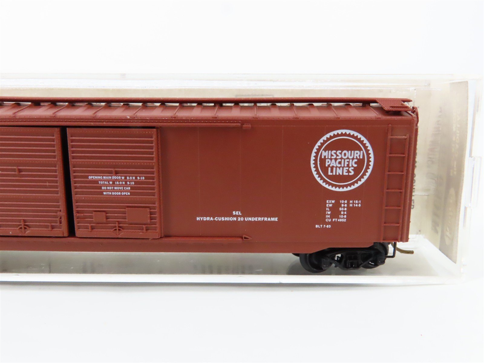 N Scale Micro-Trains 34190 MP Missouri Pacific 50' Box Car 90252 RTR