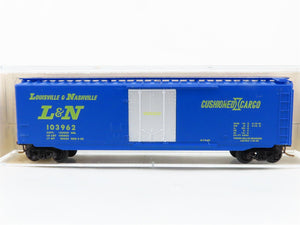 N Scale Micro-Trains 32140 LN Louisville & Nashville 50' Plug Door Box Car RTR