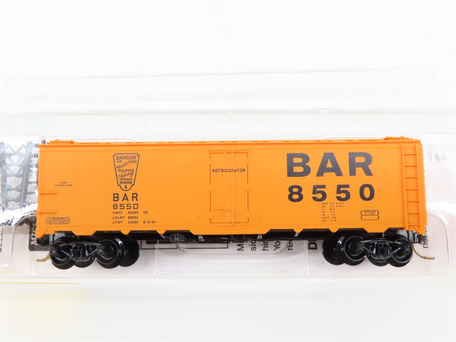 N Scale Micro-Trains 59020 BAR Bangor & Aroostook 40' Ice Reefer 8550 RTR