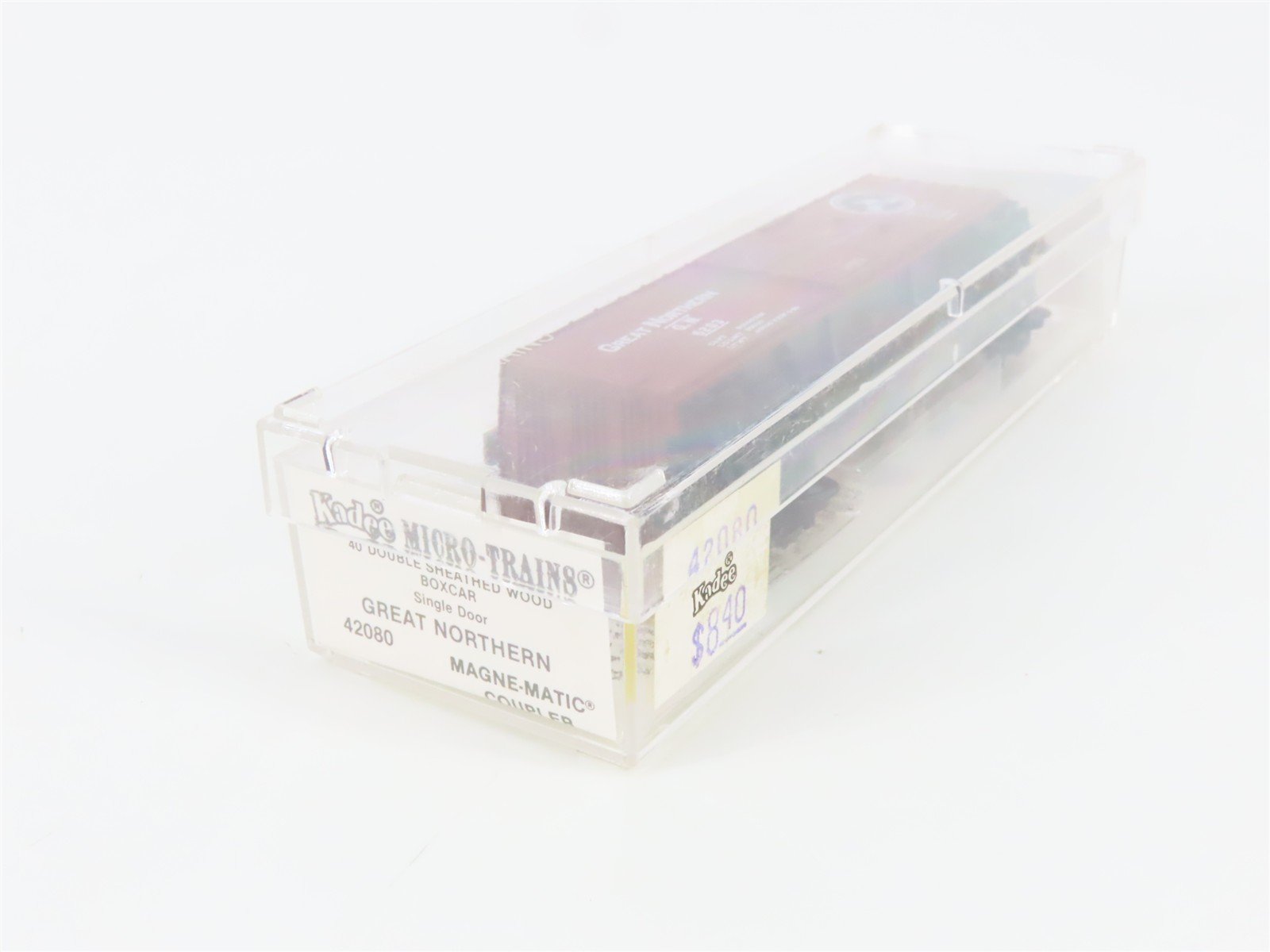 N Scale Micro-Trains 42080 GN Great Northern 40' Box Car 6203 RTR