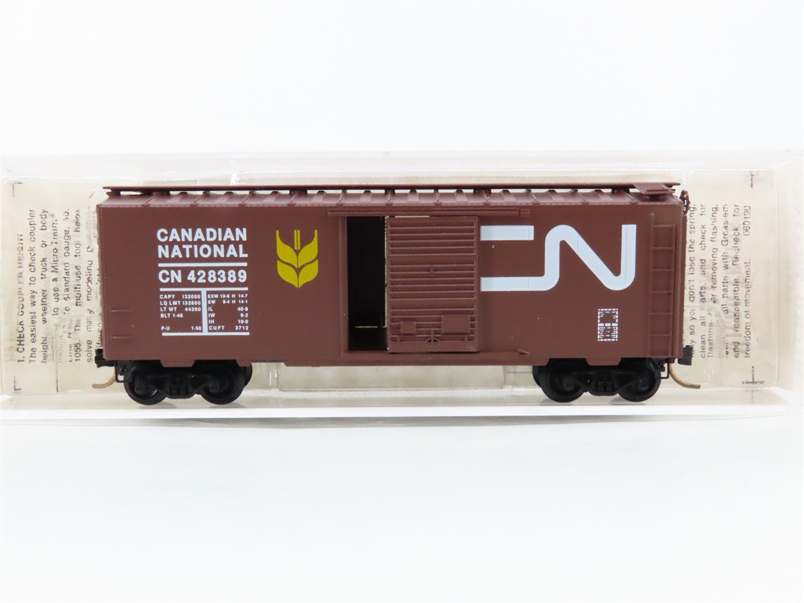 N Scale Micro-Trains 20550 CN Canadian National 40' Box Car 428389 RTR