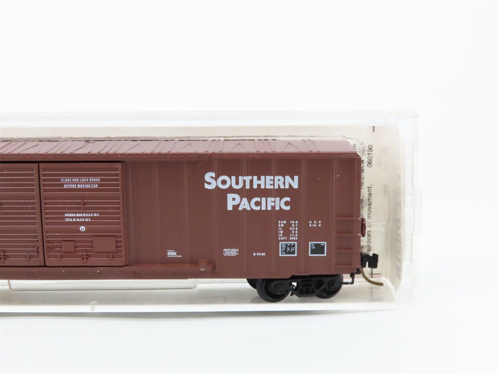 N Scale Micro-Trains 30050 SP Southern Pacific 50' Box Car 246535 RTR