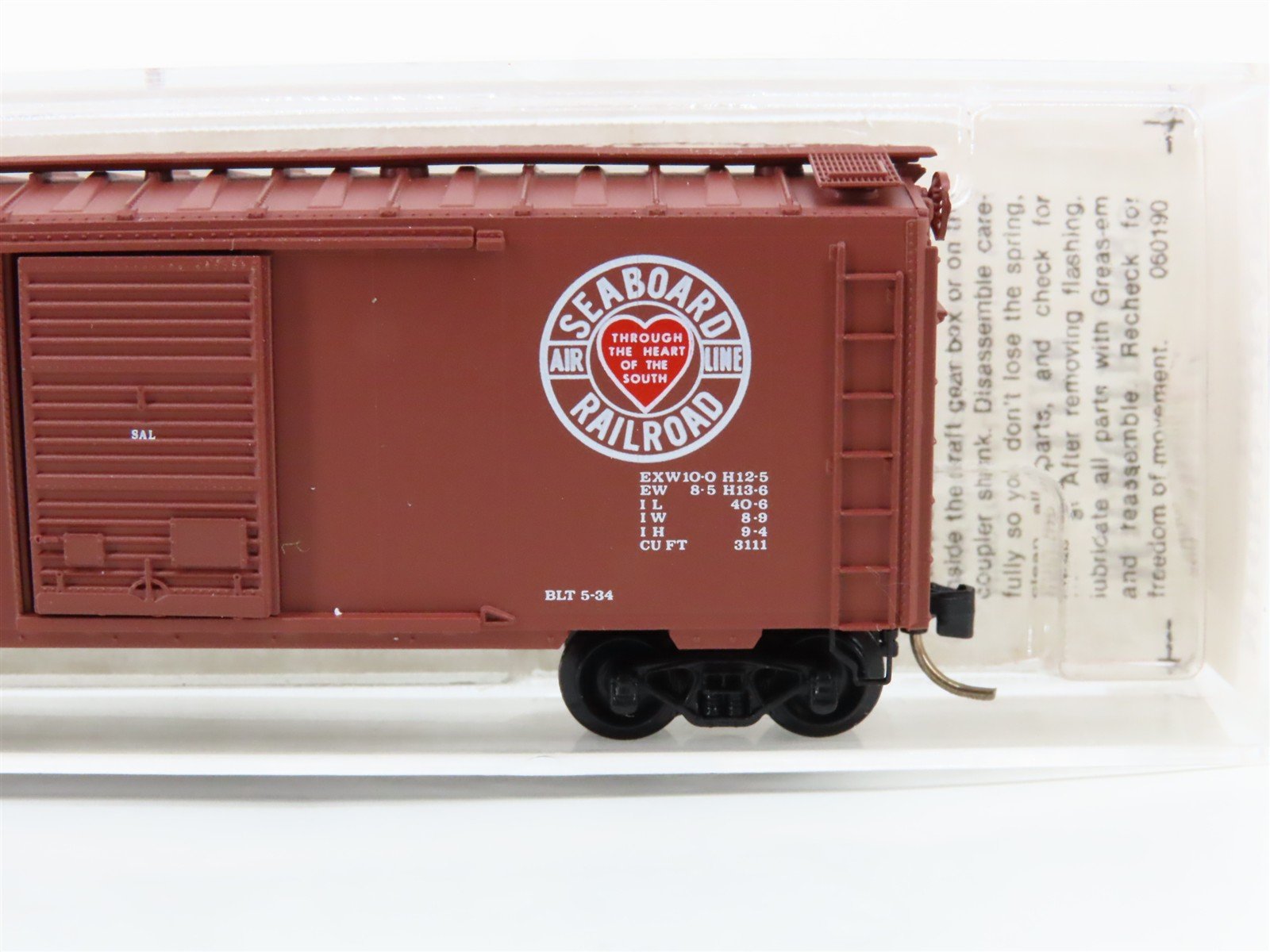N Scale Micro-Trains 20026 SAL Seaboard 40' Box Car 17075 RTR