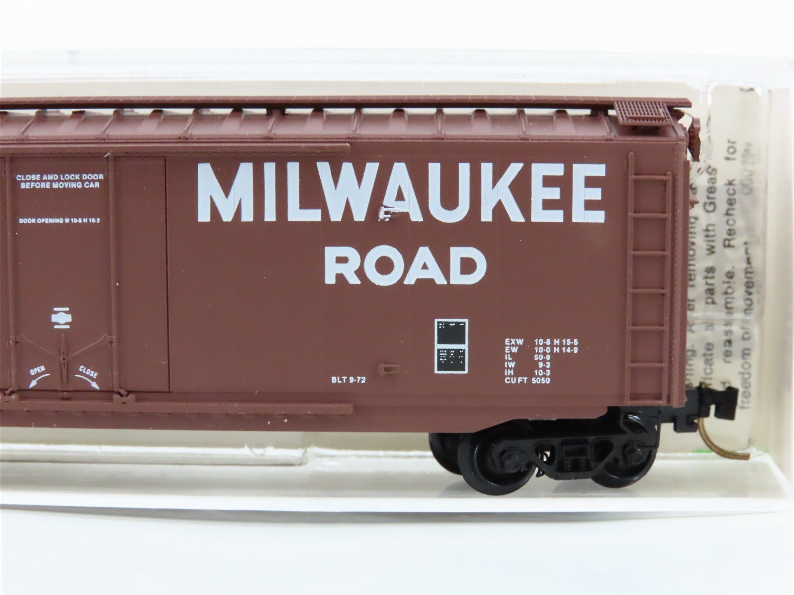 N Scale Micro-Trains 32310 MILW Milwaukee Road 50' Box Car 3874 RTR