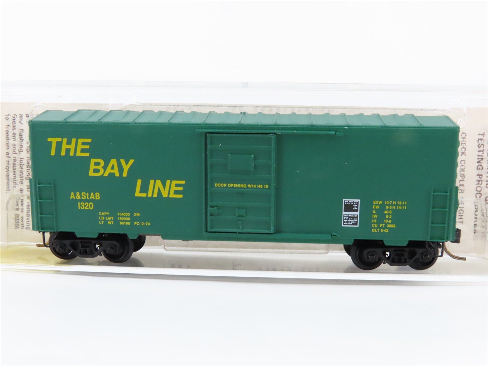 N Scale Micro-Trains 24210 A&StAB The Bay Line 40' Box Car 1320 RTR