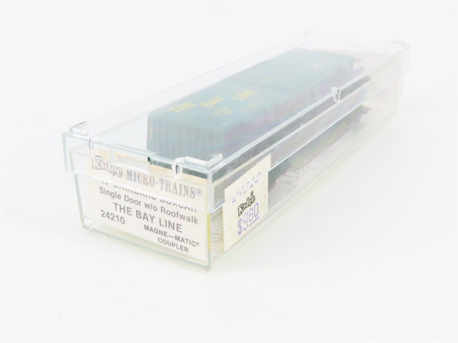 N Scale Micro-Trains 24210 A&StAB The Bay Line 40' Box Car 1320 RTR
