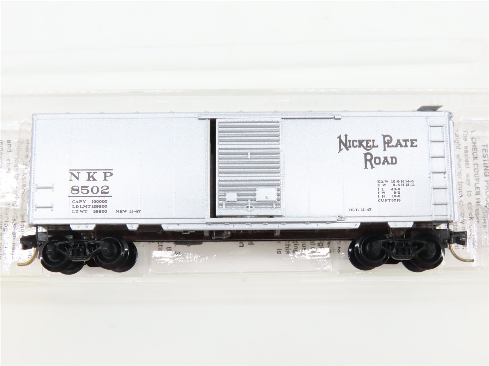 N Scale Micro-Trains 20006 NKP Nickel Plate Road 40' Box Car 8502 RTR