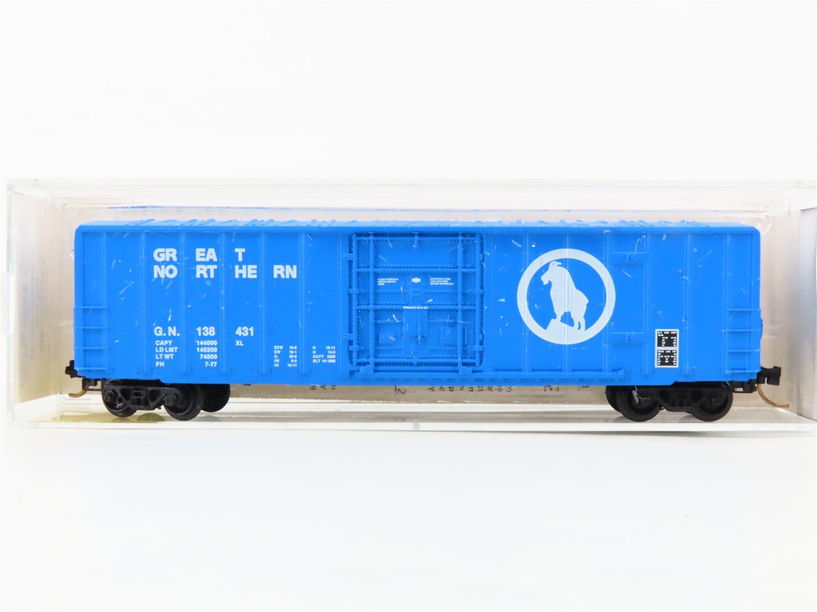 N Scale Micro-Trains 27070 GN Great Northern 50' Box Car 138431 RTR