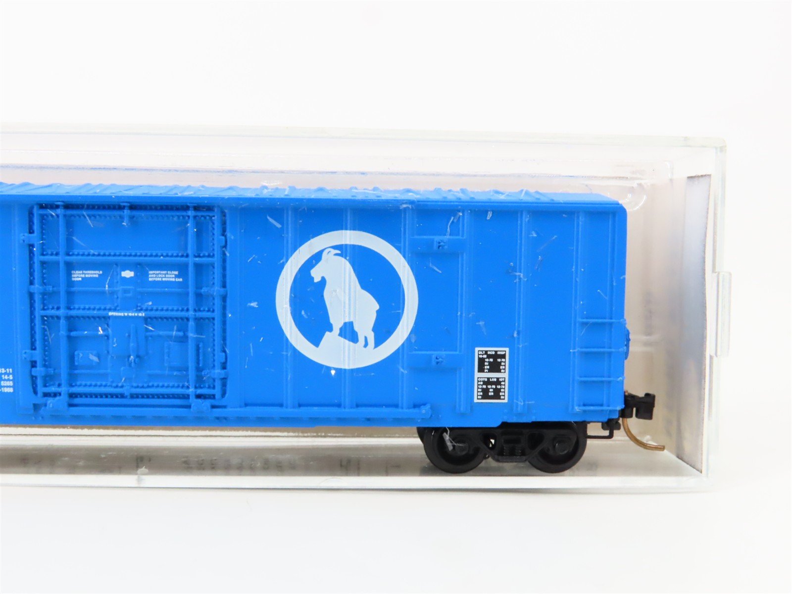 N Scale Micro-Trains 27070 GN Great Northern 50' Box Car 138431 RTR