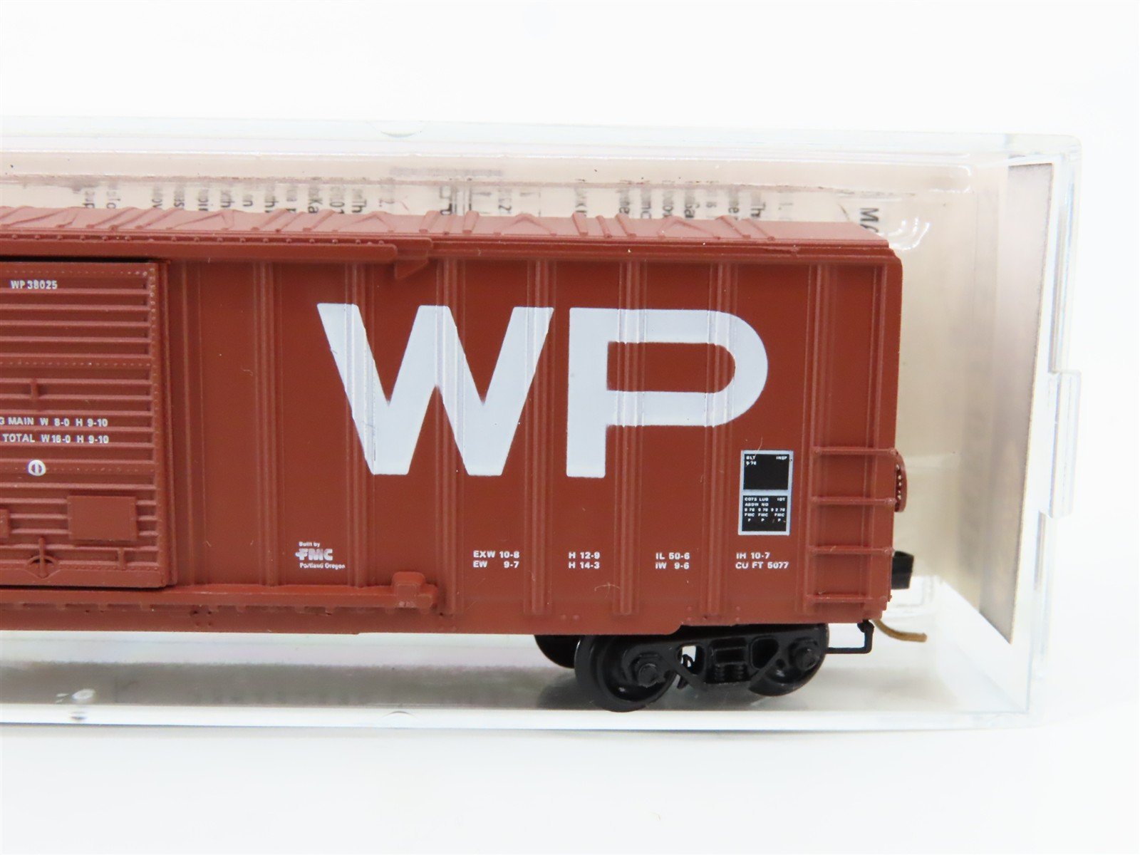 N Scale Micro-Trains 30070 WP Western Pacific 50' Box Car 38025 RTR