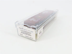 N Scale Micro-Trains 33100 Milwaukee Road 50' Plug and Sliding Door Box Car RTR