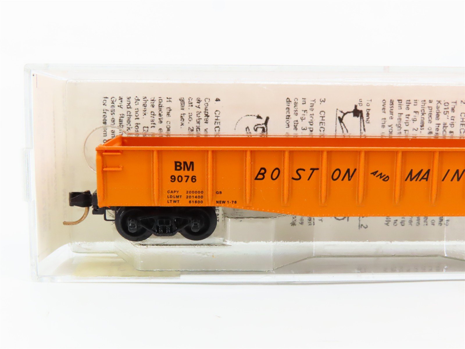 N Scale Micro-Trains 46180 BM Boston & Maine 50' Gondola 9076 RTR