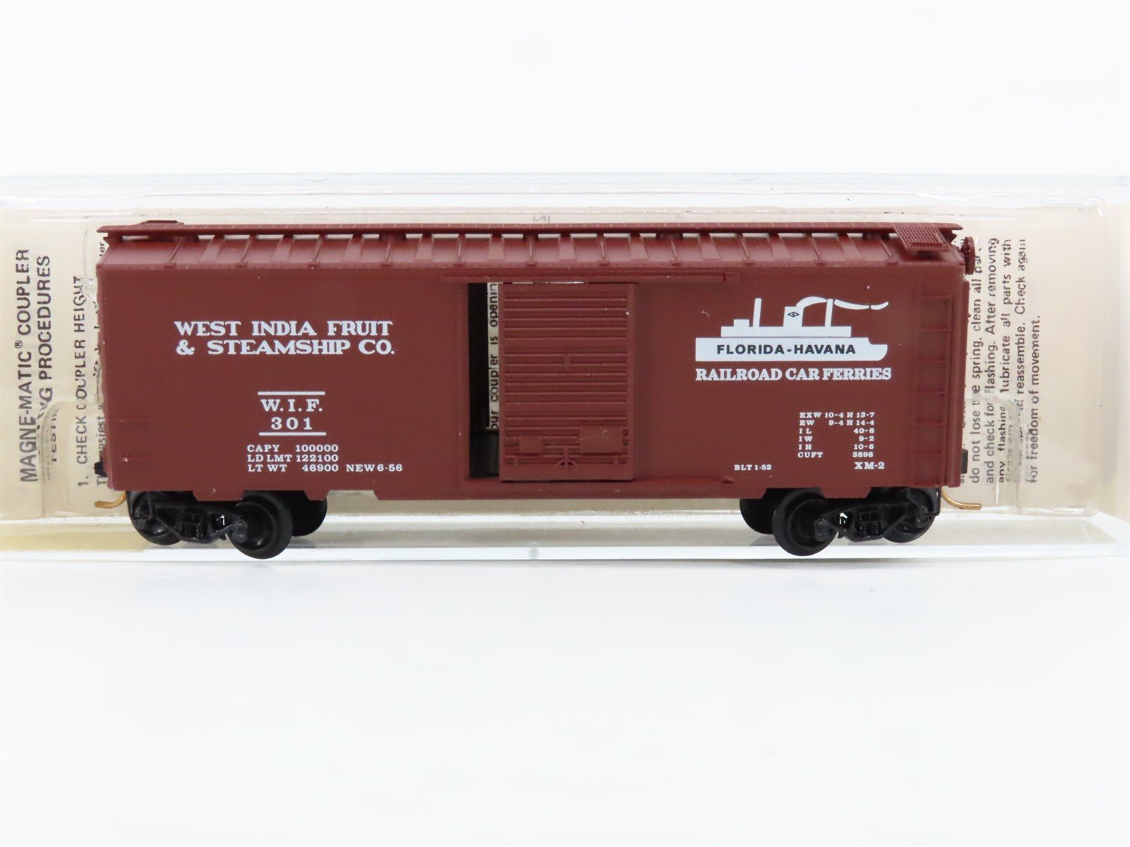 N Scale Micro-Trains 20370 WIF West India Fruit & Steamship Co. 40' Box Car RTR