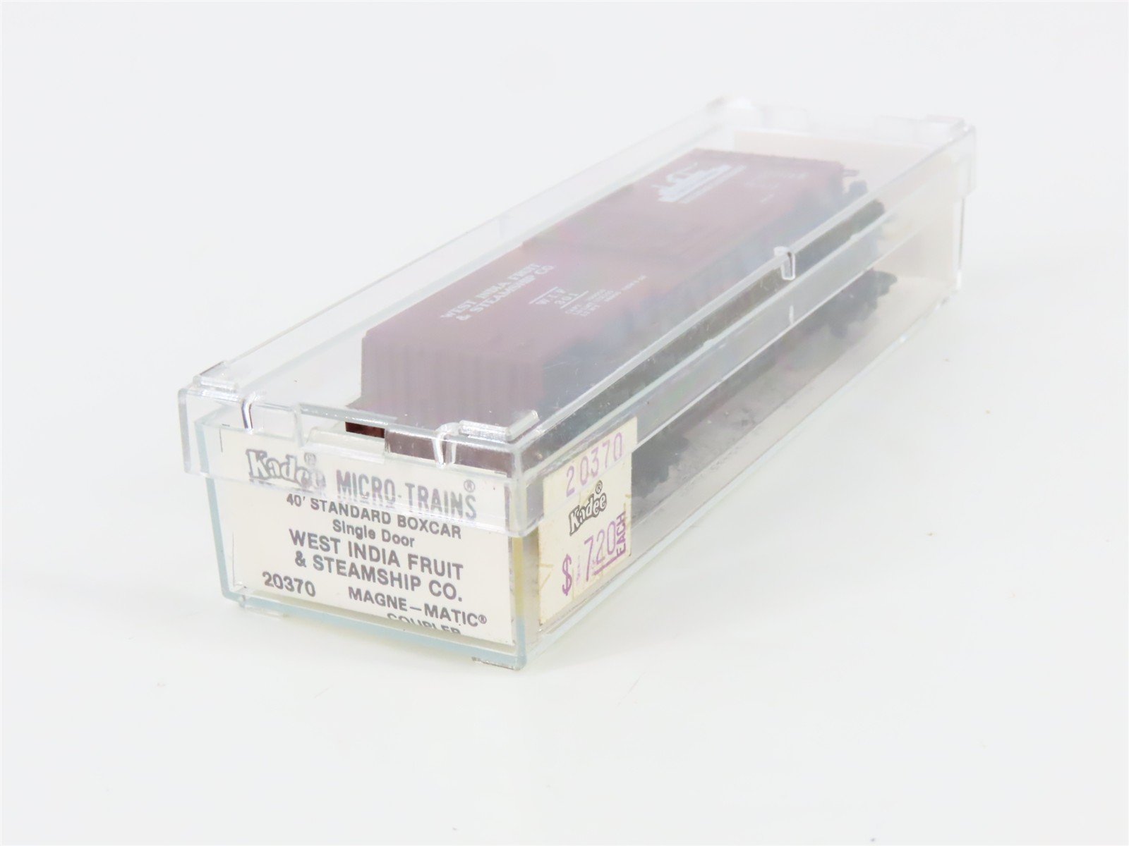 N Scale Micro-Trains 20370 WIF West India Fruit & Steamship Co. 40' Box Car RTR