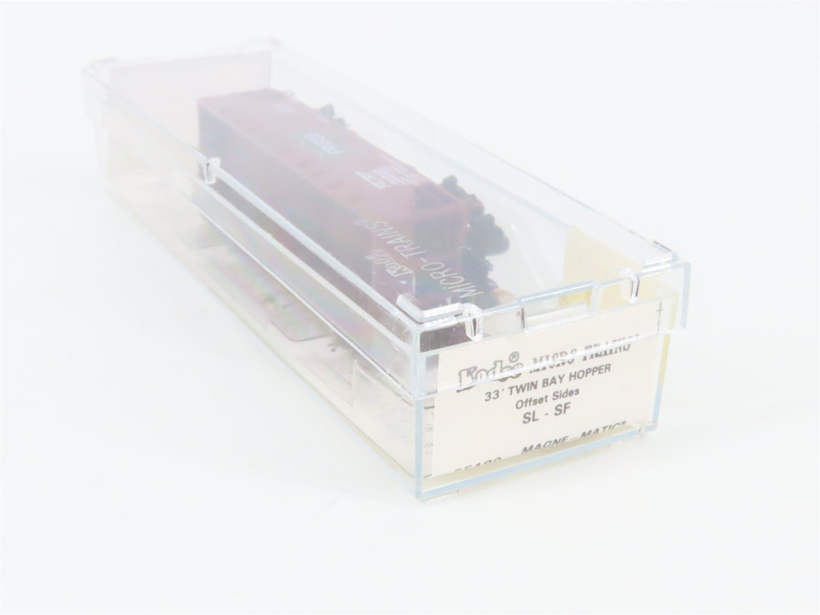 N Scale Micro-Trains 55180 SL-SF St. Louis-San Francisco 33' 2-Bay Hopper RTR