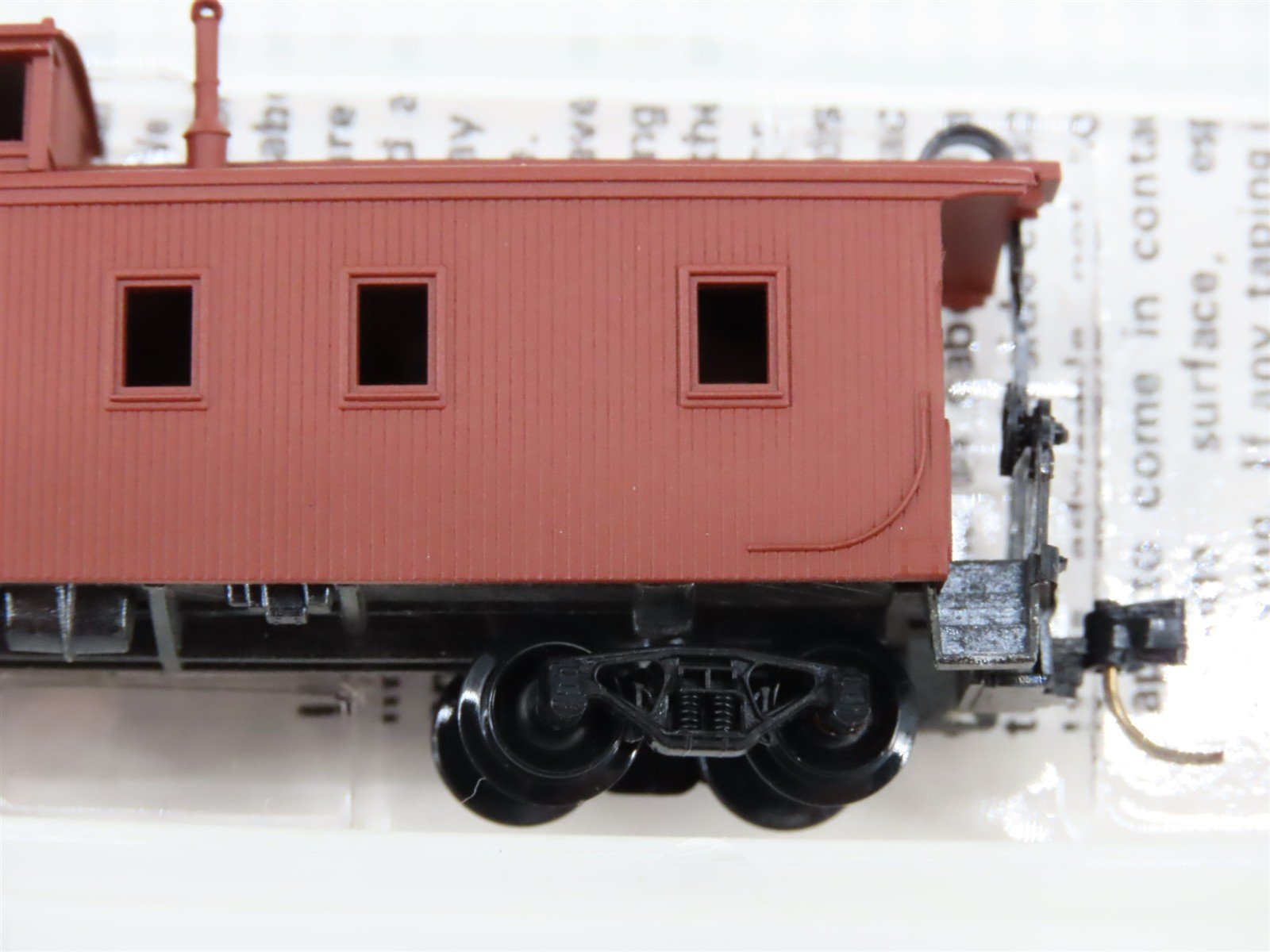 N Scale Micro-Trains 51080 NYC New York Central 34' Wood-Sheathed Caboose RTR